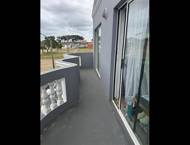 4 BEDROOM HOUSE FOR SALE IN MITCHELLS PLAIN CENTRAL